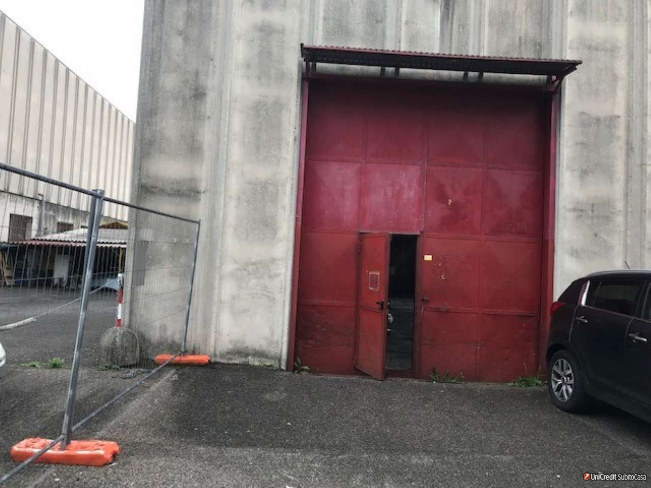 vendita Capannone a Oltrona di San Mamette ref 1779696 Capannone